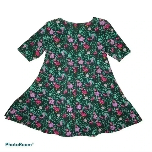 LuLaRoe Floral Perfect T - Picture 4 of 8